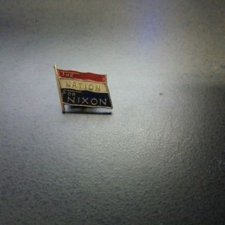 Vintage Richard Nixon Presidential Campaign Pin (rare)