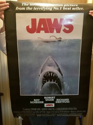 Large1975 JAWS VINTAGE MOVIE POSTER PRINT not double sided corner tear. 2
