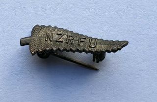 Rare Vintage Zealand Rugby Small Metal Pin Badge In Vgc - A Collectors Item