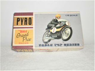 Vintage 1967 Pyro Bsa Grand Prix Racer Motorcycle Kit C513 - 16th - Started -