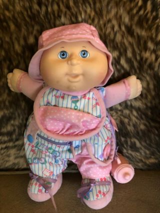 Cabbage Patch Kids Girl Baby Doll With Bottle Vintage 1992
