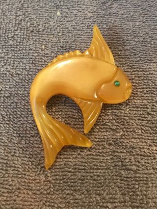 Vintage Very Rare Large Carved Butterscotch Swirl Bakelite Fish Pin Brooch 