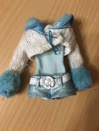 Barbie My Scene Madison Icy Bling Doll’s Outfit Faux Fur Jacket Belt Shorts Rare