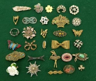 Joblot Of 30 Antique & Vintage Costume Jewellery Pin Brooches For Restoration
