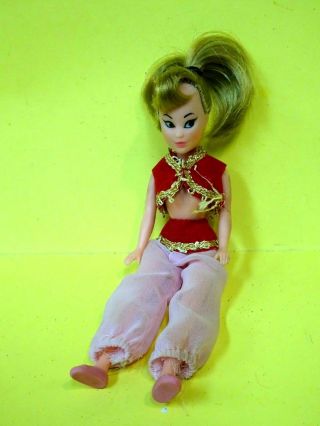 Vintage RARE 1977 Remco I Dream Of Jeannie Playset Doll in Pink Outfit 2