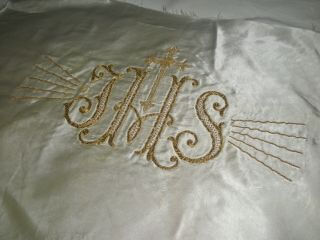 Lovely Large Antique/Vintage Metallic Gold Ecclesiastical Embroidery on Silk 2