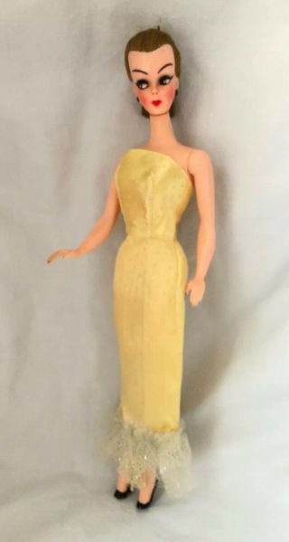 Vintage Barbie Clone Clothes Outfit Yellow Satin Polka Dot Evening Gown Elite ?