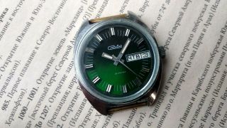 ✩ Slava Vintage Watch 26 Jewels Mechanical Soviet Vintage Mens Wristwatch 1970s✩
