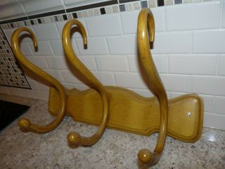 Tell City Chair Company Antique Yellow Hooks 3 Coat Hat Rack A 3204 89 19.  75 "