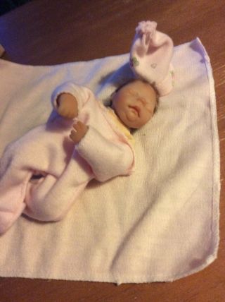 Vintage Lifelike Infant Girl Newborn Baby Doll - 5” Cloth Body - Rubber Parts -