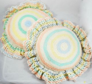 Set Of 2 Vintage Crochet Round Throw Bed Or Couch Pillows With Ruffle Edge