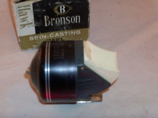 VINTAGE BRONSON HAWK NO.  903 SPIN CASTING REEL WITH PAPERWORK MADE IN USA 3