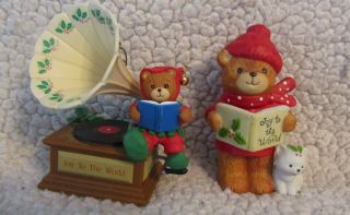 Rare Vintage Lucy & Me Christmas Joy To The World Bear And Gramophone Ornament