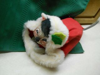 Vintage 1965 Annalee Mobilitee Christmas Mouse Doll Peeking Out Of Santa’s Hat
