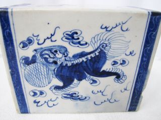 Antique 19c Chinese Blue & White Foo Dog Porcelain Pillow Block