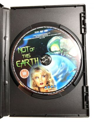 TRACI LORDS IS.  NOT OF THIS EARTH DVD/2001/REGION 2/NEW CONCORDE/RARE/OOP/VG, 3
