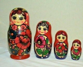 Traditional Wooden Russian Nesting Dolls Matryoshka Babushka 4 Piece