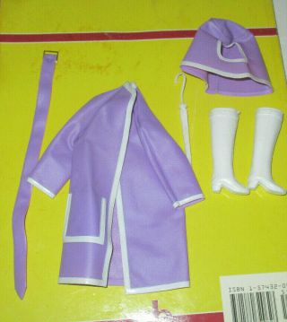 Vintage Maddie Mod Shower Power Purple Vinyl Raincoat Set Barbie Clone