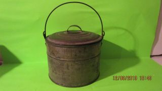 Vintage Antique Metal Tin Berry Bucket Lunch Pail With Bale Handle And Lid Cover