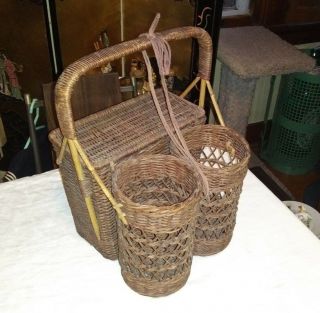 Vintage Antique Wicker Picnic Basket Brown Two Wine Bottle Holder