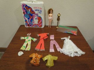 Vintage 1970 Topper Dawn Glori Doll With Outfits Hangers Mannequin