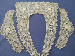 Vintage Chemical Lace Collar W/ Cuffs / Raised Petals