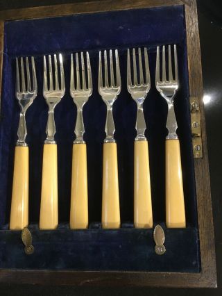 Vintage 1920’s EPNS Set of 6 Fish Knives & forks in wooden lockable Box 3