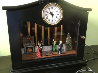 Rare Mr Christmas Lighted Moving Dancers Chime 70 Tune Clock/music Box