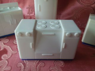 Vintage Plasco Dollhouse Kitchen Appliances Furniture Stove Sink Refrigerator 3