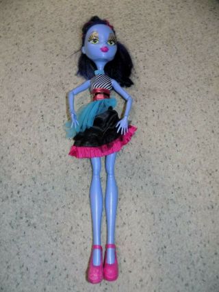 2 Rare 28 inch Tall Monster High Dolls Gore Geous Ghoul Voltageous & Accessories 3