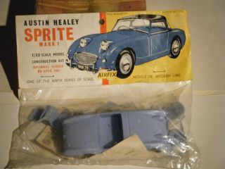 Rare Classic 1958 Airfix 1/32 Scale 1958 Austin Healey Sprite Mk.  1 Car Kit
