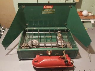 Vintage Coleman 425e Green Camping Two Burner Camp Stove 425e499 White Gas