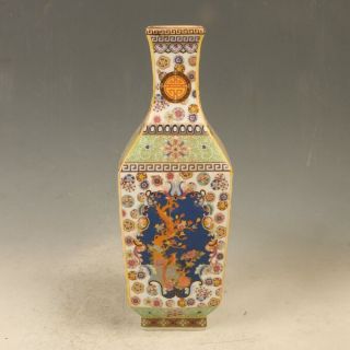Chinese Enamel Porcelain Hand Painted Flower & Birds Vase Qm251