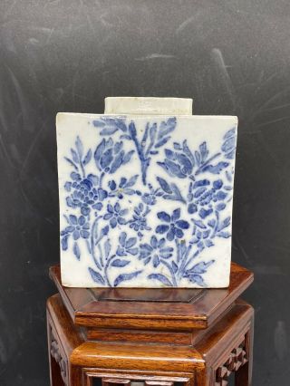 An Antique Chinese 18th C Blue And White Tea Caddy