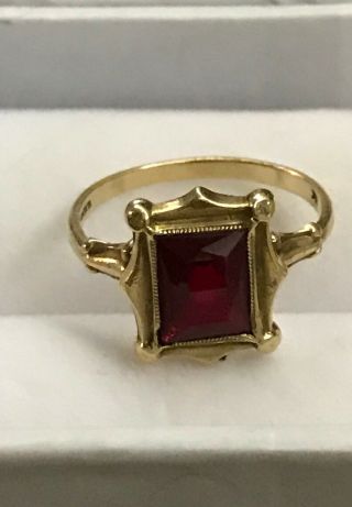 Vintage 10k Yellow Gold Synthetic Ruby Ladies Ring Sz 5 1/2