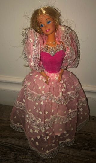 Vintage 1985 Dream Glow Barbie Doll In Dress And Jewelry
