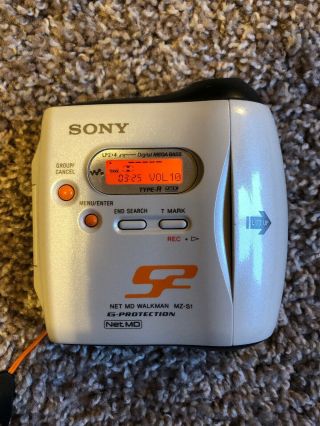 RARE Vintage Sony Net MD Sports Walkman MZ - S1 Portable Minidisc Player Recorder 2