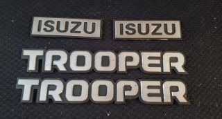 Isuzu Trooper 1990 Rear Quarter Panel Emblems Oem First Generation Rare