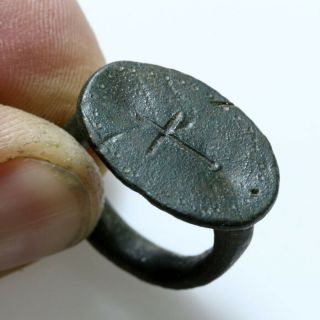 A Perfect Byzantine Bronze Ring With Christian Cross - Carved Circa 1000 - 1300 Ad