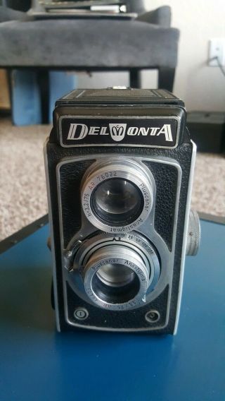 Rare - Montanus Delmonta 120 Film Tlr Camera W/ Pluscanar 75mm F4.  5 Lens