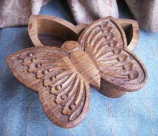 Old Vintage Hand Carved Wooden Butterfly Trinket Jewel Box Swivel Lid Bug Wood