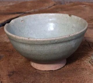 Antique Southern Chinese Celadon Crackle Glaze Rice Bowl Yuan Or Ming Dynasty