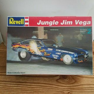 Revell Jungle Jim Vega Funny Car Model Kit 1993 - 1:25 Scale Open Box Complete