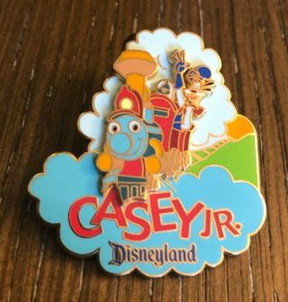 2003 Disney Pin - Disneyland - Goofy Riding The Casey Jr.  Train - Rare
