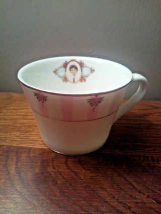 2010 Avon Mrs Albee Honor Society Award Coffee Cup Tea Cup Rare Style