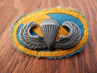 Rare " In Country " Made 5th Special Forces Airborne Jump Wings And Oval