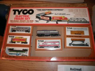 Tyco " The Southern Express " Rare Tyco Model Train Set,  Ho Scale/gauge