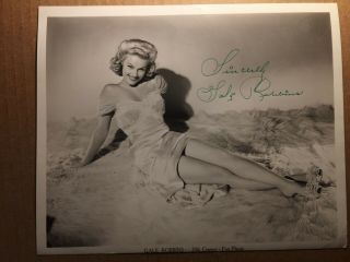 Gale Robbins Very Rare Early Vintage Autographed 8/10 Pin - Up Photo 40s