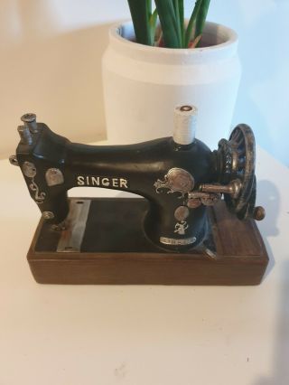Vintage Money Box Singer Sewing Machine Coin Bank Painted Wood.  Rare.  Stopper