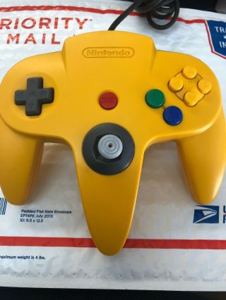 Authentic N64 Official Nintendo 64 Controller Yellow Oem Rare Tight